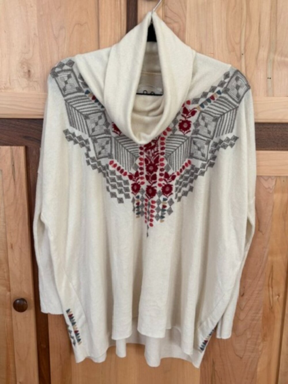 Johnny Was Creme Pullover Cowlneck Embroidered Sweater - Small